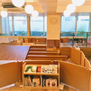 春日西片園の内装